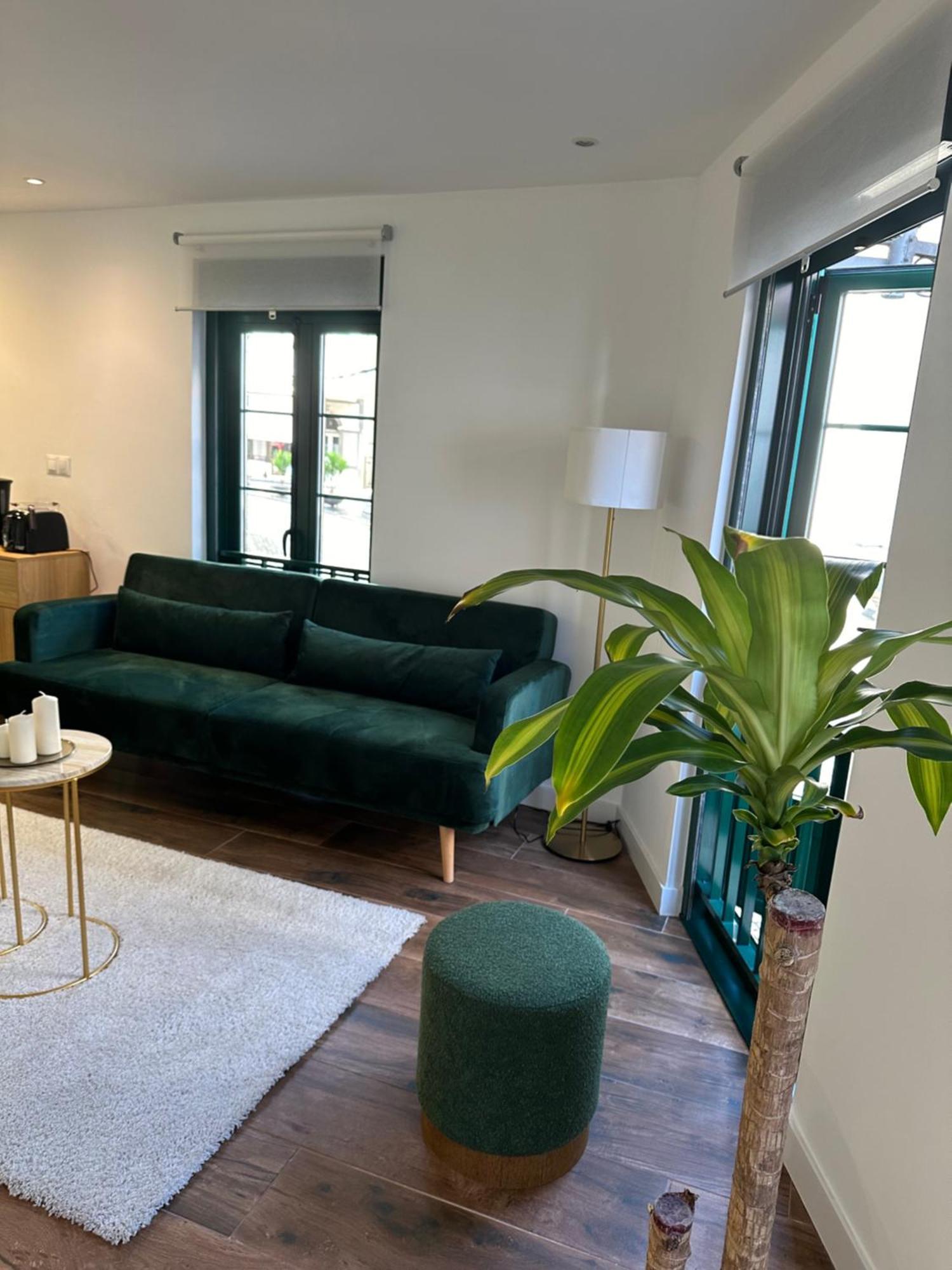Apartamentos Urbanin I Plaza Ayuntamiento Кудильеро Экстерьер фото